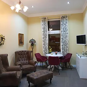 Apartment Rosali Boutique Hotel, Winsener Strasse 6, 21077, Hamburg