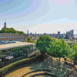 Auf Dem Stintfang-membership Required Hostel