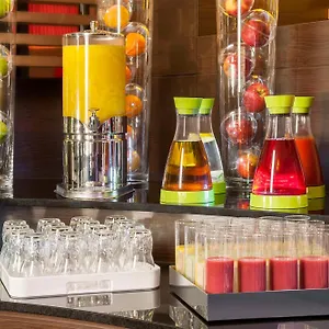 Nh Potsdamer Platz Hotel