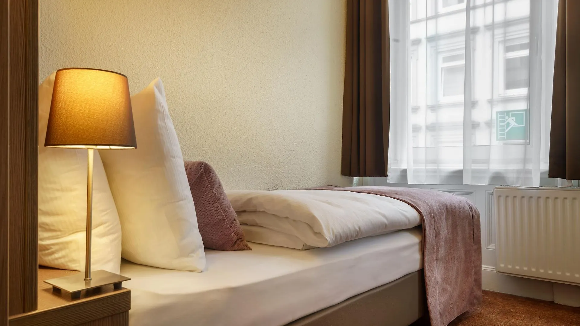 Hotel Alster Hamburg 3*,