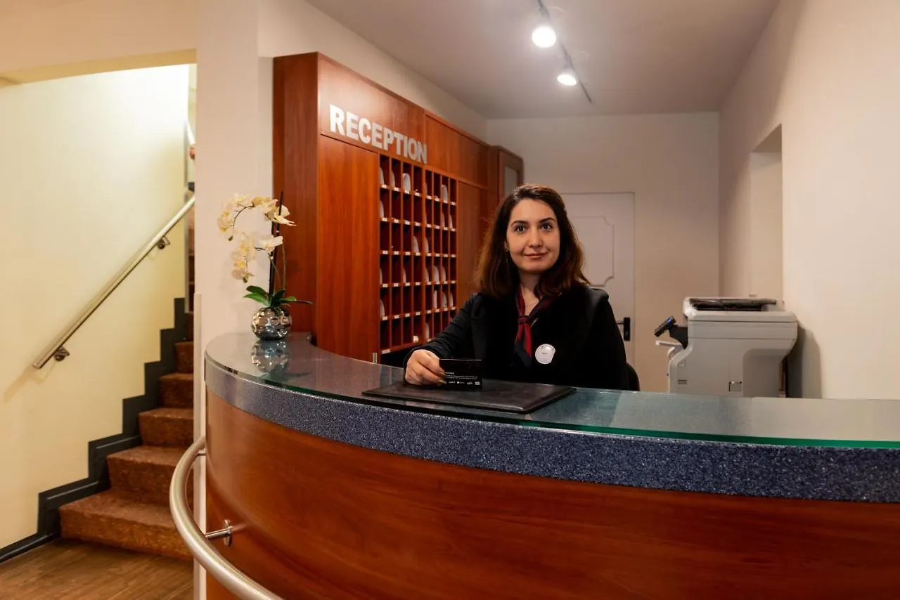 Hotel Alster Hamburg 3*,